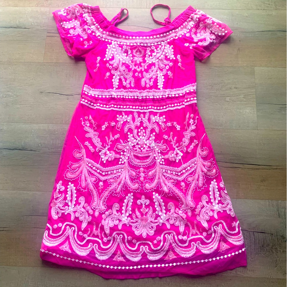 Size Medium, bright pink and white embroidered dress, by International Concepts